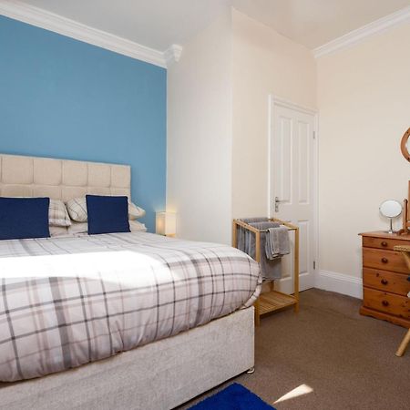 The Whitby Prospect, 2 Bed Apartment With Stunning Views, 2 Mins From Beach Exterior photo
